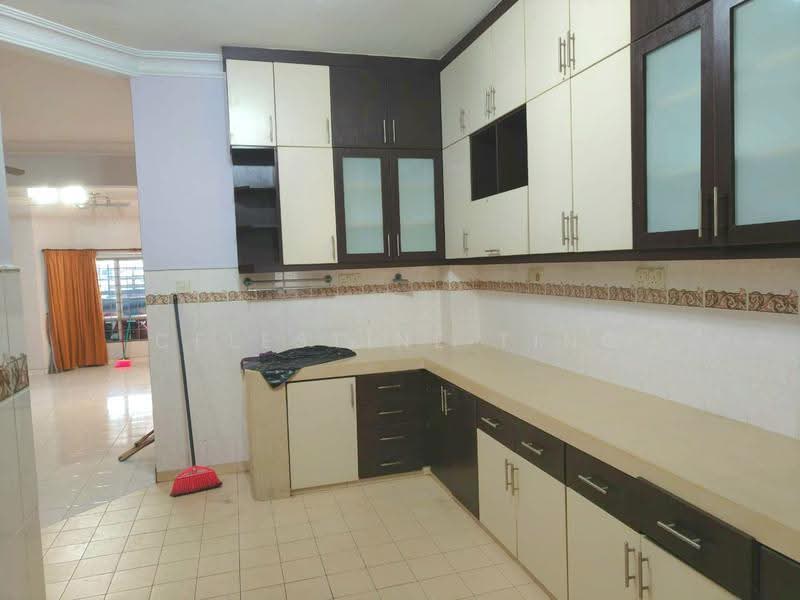 2-storey Terraced House for Sale in Taman Bukit Mewah (Kajang) - Celestine Ting - Kitchen - PropertyGuru.com.my