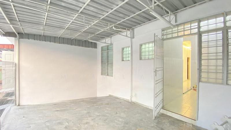Rumah Teres 1-Tingkat untuk Dijual di Taman Sri Terap (Muar) - M Jamil Ali - Entrance - PropertyGuru.com.my