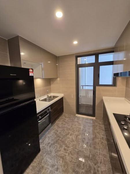 Kondominium untuk Disewa di R&F Princess Cove Phase 2-Seine Region - Will Loh - Kitchen - PropertyGuru.com.my