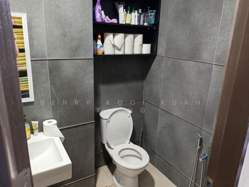 Office for Sale in Bangsar Utama (Bangsar) - Henry Kooi Kuan Xiang - Bathroom - PropertyGuru.com.my