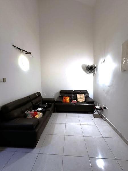 2-storey Terraced House for Sale in Bandar Dato Onn (Tebrau) - Karl Lim - Living Room - PropertyGuru.com.my