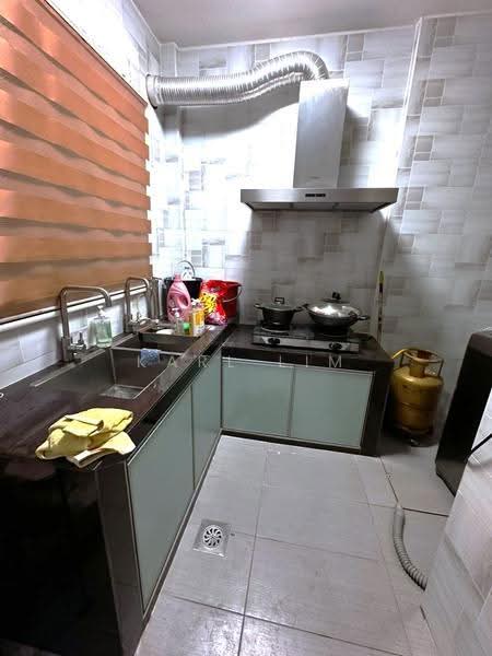 2-storey Terraced House for Sale in Bandar Dato Onn (Tebrau) - Karl Lim - Kitchen - PropertyGuru.com.my