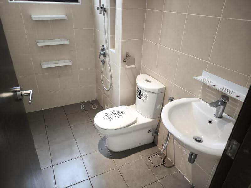 3-storey Terraced House for Sale in Puchong (Selangor) - Ron Liew - Bathroom - PropertyGuru.com.my