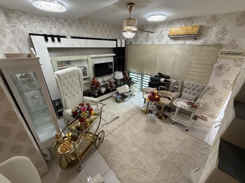 Rumah Teres 2-Tingkat untuk Dijual di Taman Pengkalan Barat (Ipoh) - Kelvin Chong - Living Room - PropertyGuru.com.my