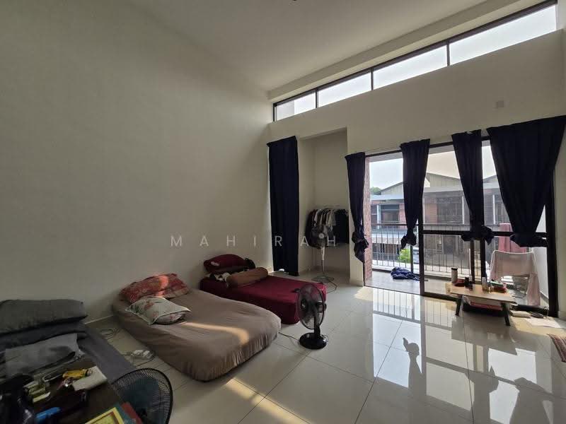 Terraced House for Sale in Kampung Desa Putra (Dengkil) - Mahirah . - Bedroom - PropertyGuru.com.my