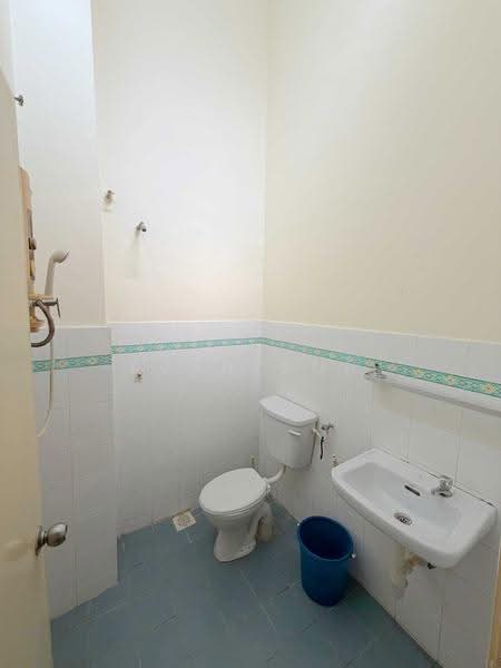 2-storey Terraced House for Sale in Saujana Puchong (Puchong) - Evan Goh - Bathroom - PropertyGuru.com.my