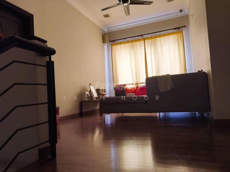 2-storey Terraced House for Sale in Kota Kemuning (Shah Alam) - Fazie Noor - Living Room - PropertyGuru.com.my