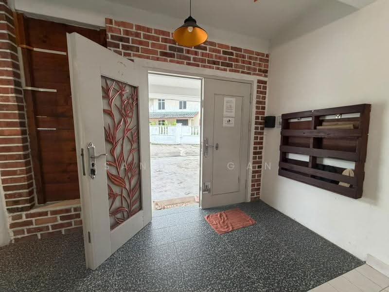 Rumah Banglo untuk Disewa di Johor Bahru (Johor) - Sandra Gan - Entrance - PropertyGuru.com.my