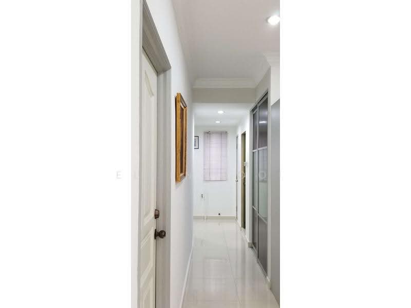 1-storey Terraced House for Sale in Bayan Lepas (Penang) - Elaine Ooi - Corridor - PropertyGuru.com.my