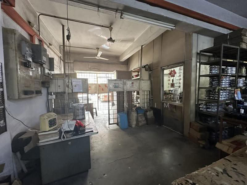 Terrace Factory for Rent in Taman Sungai Besi (Salak South) - Lim Ee Thian - Interior - PropertyGuru.com.my