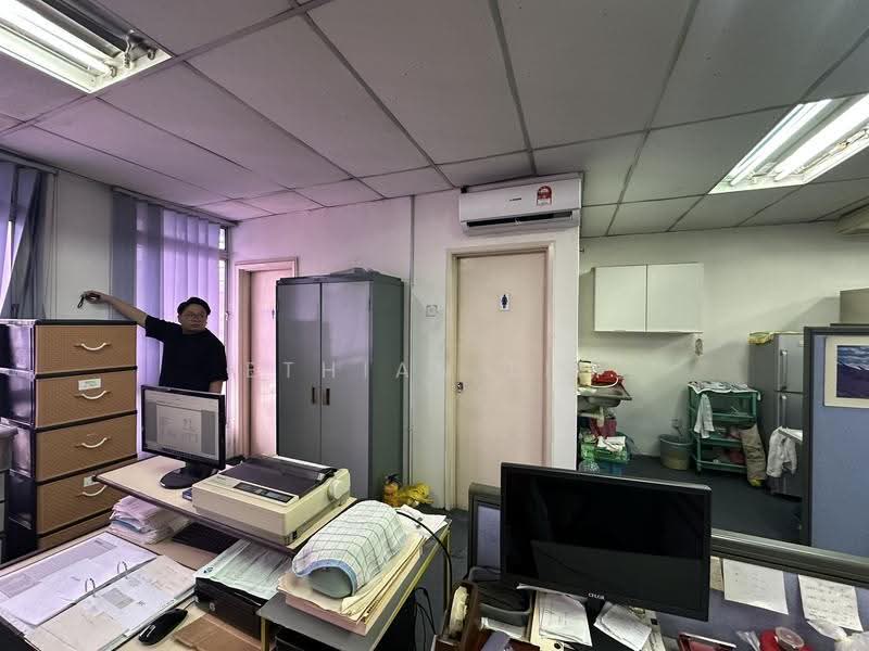 Terrace Factory for Rent in Taman Sungai Besi (Salak South) - Lim Ee Thian - Interior - PropertyGuru.com.my