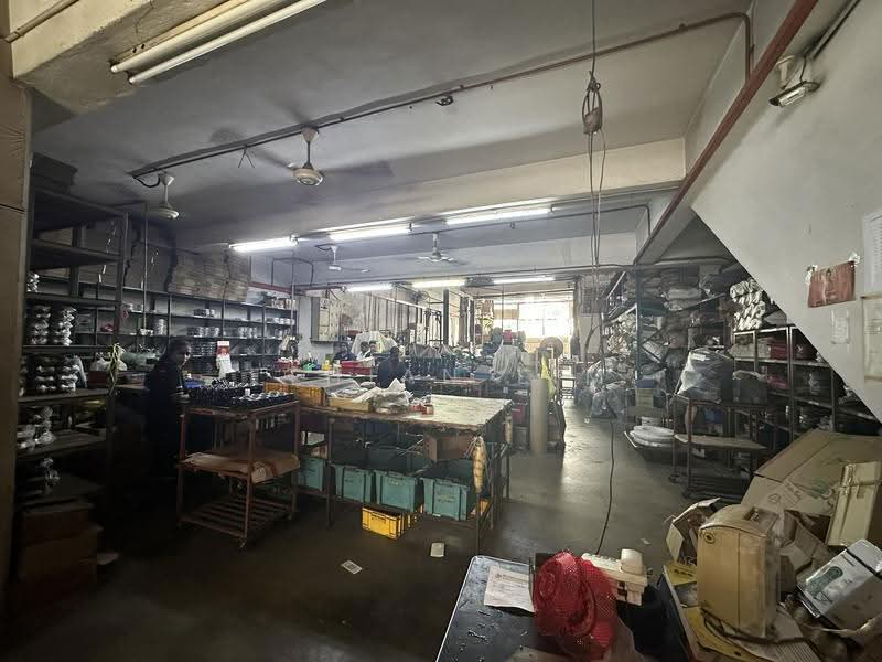 Terrace Factory for Rent in Taman Sungai Besi (Salak South) - Lim Ee Thian - Interior - PropertyGuru.com.my