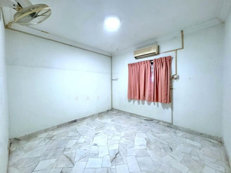 1-storey Terraced House for Sale in Taman Bukit Tiram (Ulu Tiram) - Karl Lim - Interior - PropertyGuru.com.my