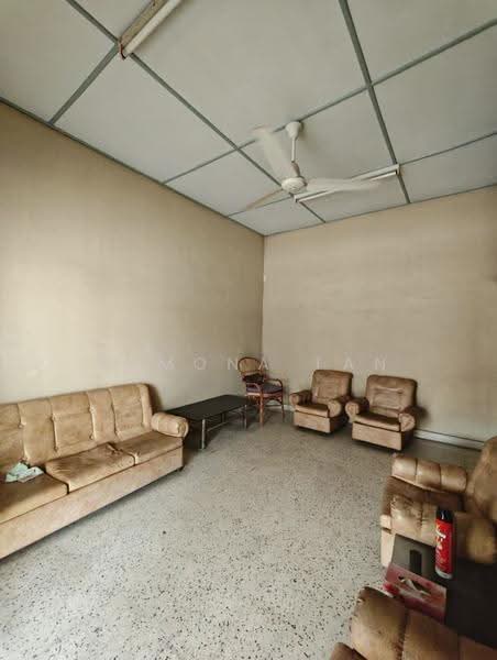 1-storey Terraced House for Sale in Taman Seaview (Melaka City) - Ramona Tan - Living Room - PropertyGuru.com.my