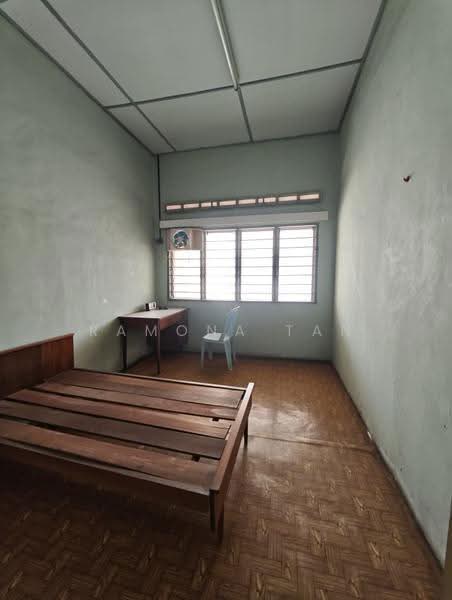1-storey Terraced House for Sale in Taman Seaview (Melaka City) - Ramona Tan - Bedroom - PropertyGuru.com.my