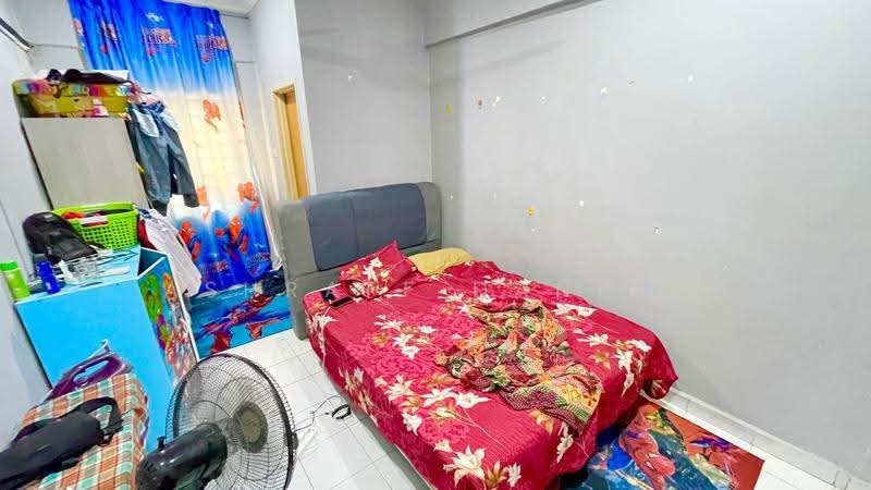 Terraced House for Sale in Taman Desa Karunmas (Balakong) - Ashraff Daniel - Bedroom - PropertyGuru.com.my