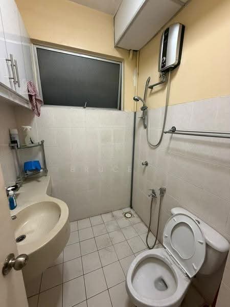 Condominium for Sale at Platinum Hill PV 3 - Bruce . - Bathroom - PropertyGuru.com.my