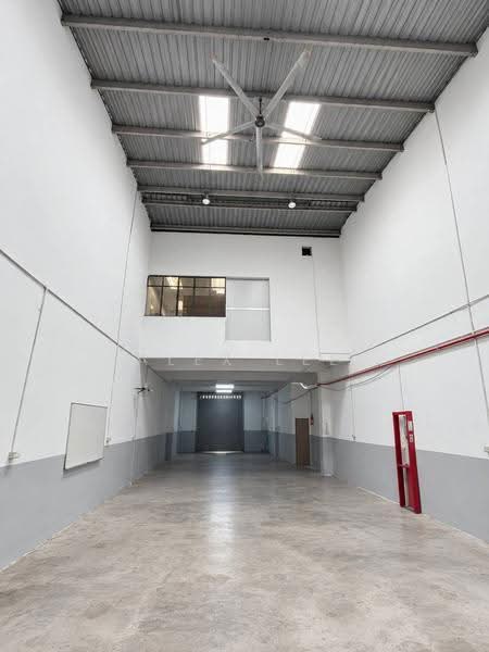 Gudang untuk Disewa di Port Klang (Pelabuhan Klang) (Selangor) - Alex Lee - Interior - PropertyGuru.com.my
