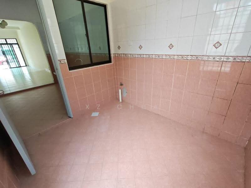 Rumah Teres 2.5-Tingkat untuk Disewa di Johor Bahru (Johor) - XZ CHUA - Kitchen - PropertyGuru.com.my