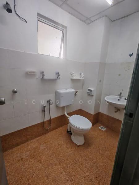 Apartment for Rent at Ria Apartment - Louis Foong - Bathroom - PropertyGuru.com.my