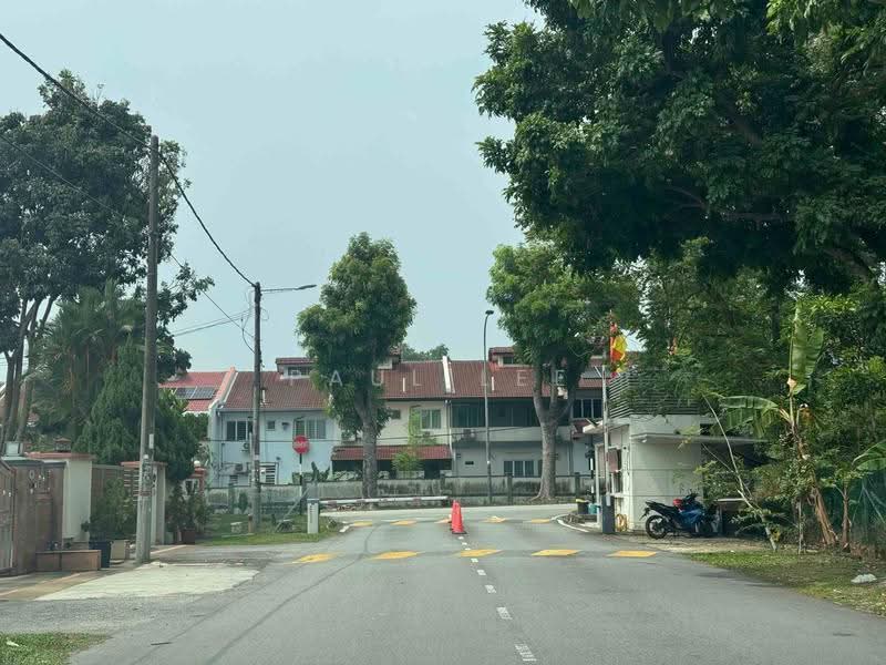 Rumah Teres 2.5-Tingkat untuk Disewa di TAMAN PUCHONG UTAMA (Puchong) - Paul Lee - Exterior - PropertyGuru.com.my