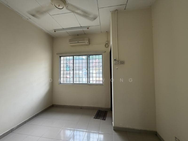 2-storey Terraced House for Rent in Taman Bukit Rawang Jaya (Rawang) - Danny Wong - Interior - PropertyGuru.com.my