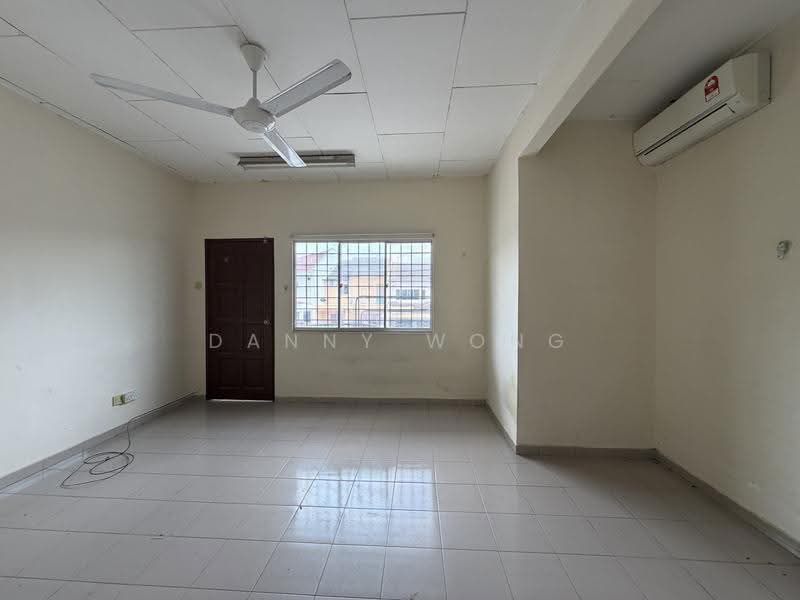2-storey Terraced House for Rent in Taman Bukit Rawang Jaya (Rawang) - Danny Wong - Living Room - PropertyGuru.com.my