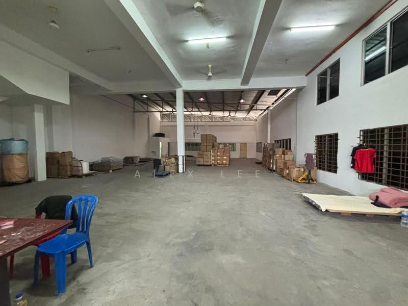 Warehouse for Rent in Klang (Selangor) - Alex Lee - Interior - PropertyGuru.com.my