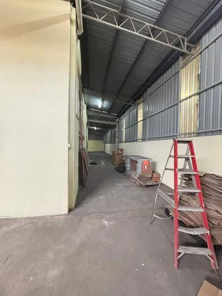 Warehouse for Rent in Klang (Selangor) - Alex Lee - Interior - PropertyGuru.com.my