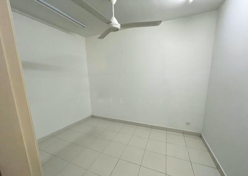 Apartment for Sale at Pangsapuri Seri Mutiara - Janie Lee - Bedroom - PropertyGuru.com.my