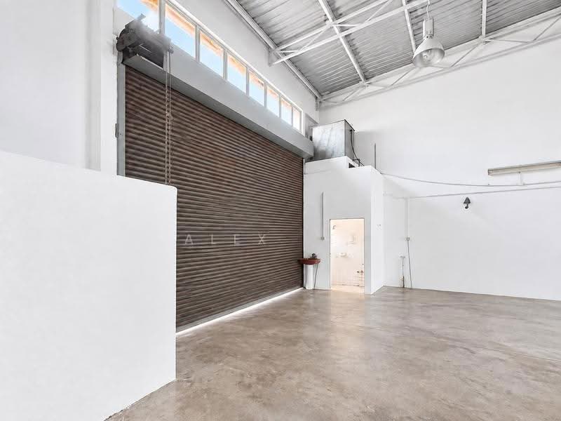 Warehouse for Rent in Shah Alam (Selangor) - Alex Lee - Interior - PropertyGuru.com.my