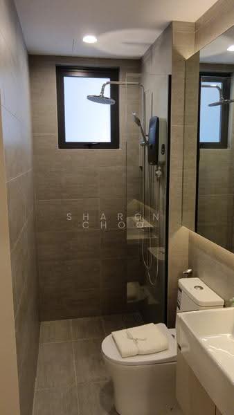 Kondominium untuk Dijual di Bayu Timur Residences - Sharon Choo - Bathroom - PropertyGuru.com.my