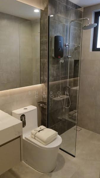 Kondominium untuk Dijual di Bayu Timur Residences - Sharon Choo - Bathroom - PropertyGuru.com.my