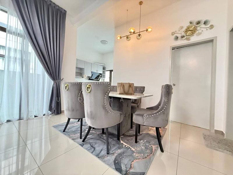 Rumah Teres untuk Dijual di Eco Grandeur (Puncak Alam) - Syukor Hartanah - Dining Room - PropertyGuru.com.my