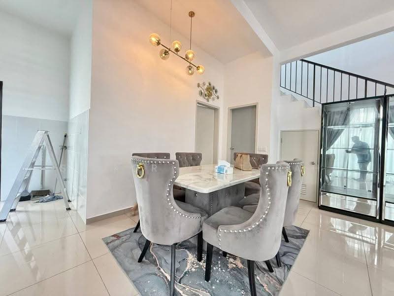 Rumah Teres untuk Dijual di Eco Grandeur (Puncak Alam) - Syukor Hartanah - Dining Room - PropertyGuru.com.my