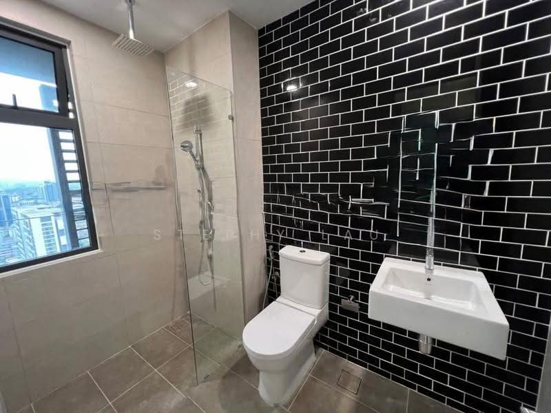 Service Residence for Sale at Union Suites - Stephy Lau - Bathroom - PropertyGuru.com.my