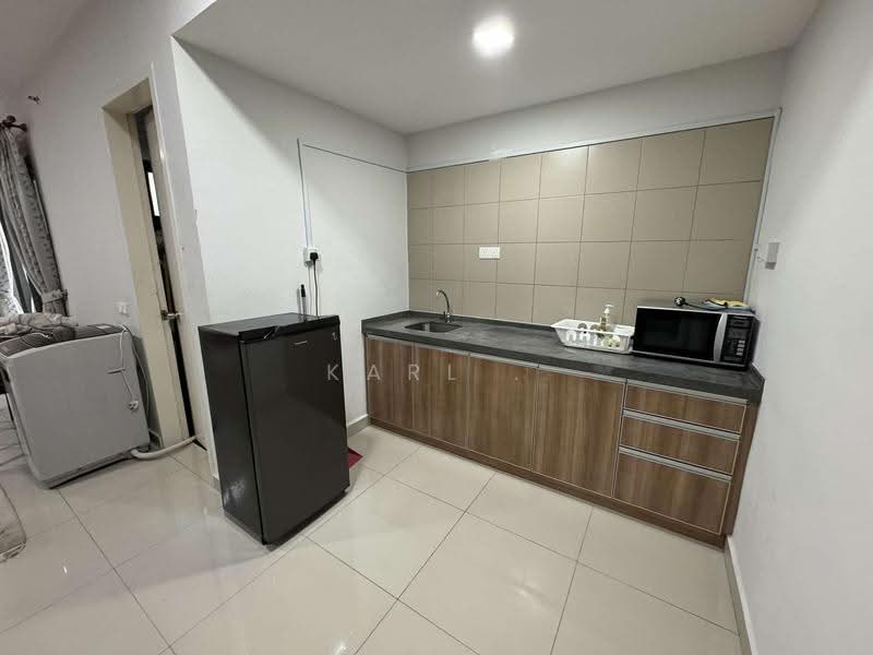 Kediaman Servis untuk Disewa di Univ 360 Place - Karl . - Kitchen - PropertyGuru.com.my