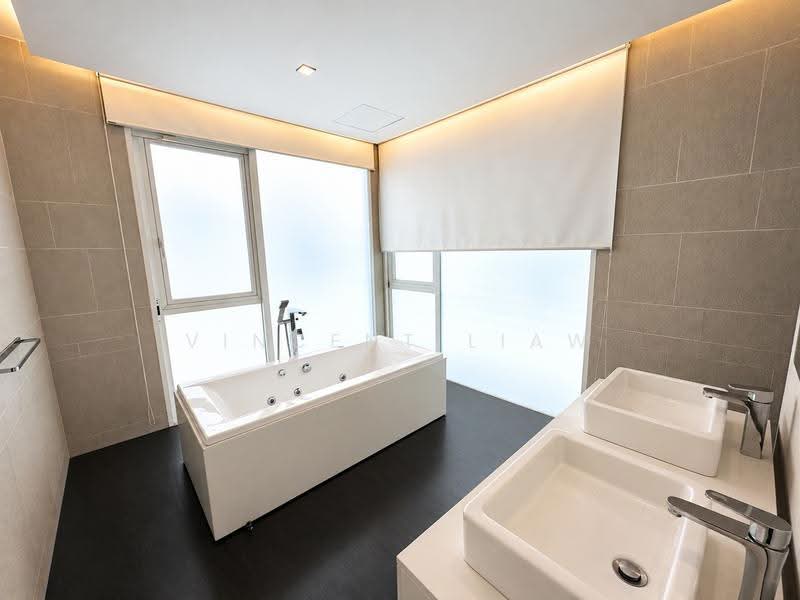 Bungalow House for Sale in Seri Pilmoor (Petaling Jaya) - Vincent Liaw - Bathroom - PropertyGuru.com.my