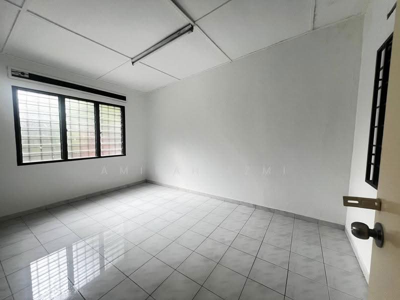 1-storey Terraced House for Sale in Taman Ehsan (Kepong) - Amirah Azmi - Interior - PropertyGuru.com.my