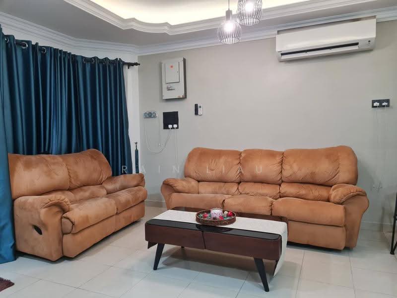 2-storey Terraced House for Sale in Taman Sri Sentosa (Klang) - Rain Liau - Living Room - PropertyGuru.com.my