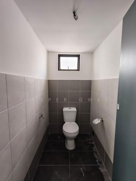Shop / Office for Rent in Bandar Baru Permas Jaya (Permas Jaya) - Jasper Gwee - Bathroom - PropertyGuru.com.my