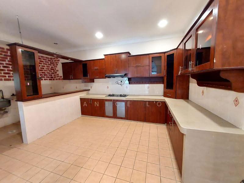 Semi-Detached House for Sale in Bandar Bukit Puchong 2 (Puchong) - Shanice Low - Kitchen - PropertyGuru.com.my