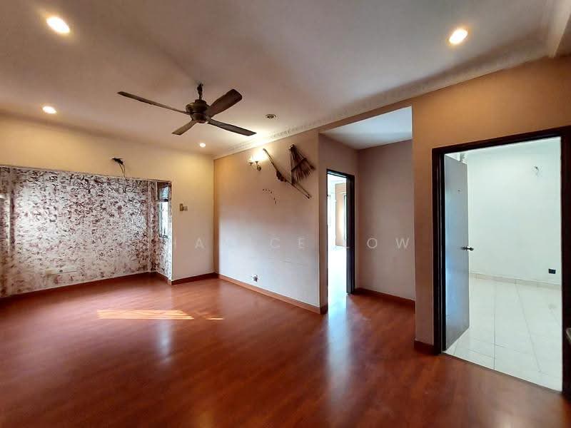 Semi-Detached House for Sale in Bandar Bukit Puchong 2 (Puchong) - Shanice Low - Living Room - PropertyGuru.com.my