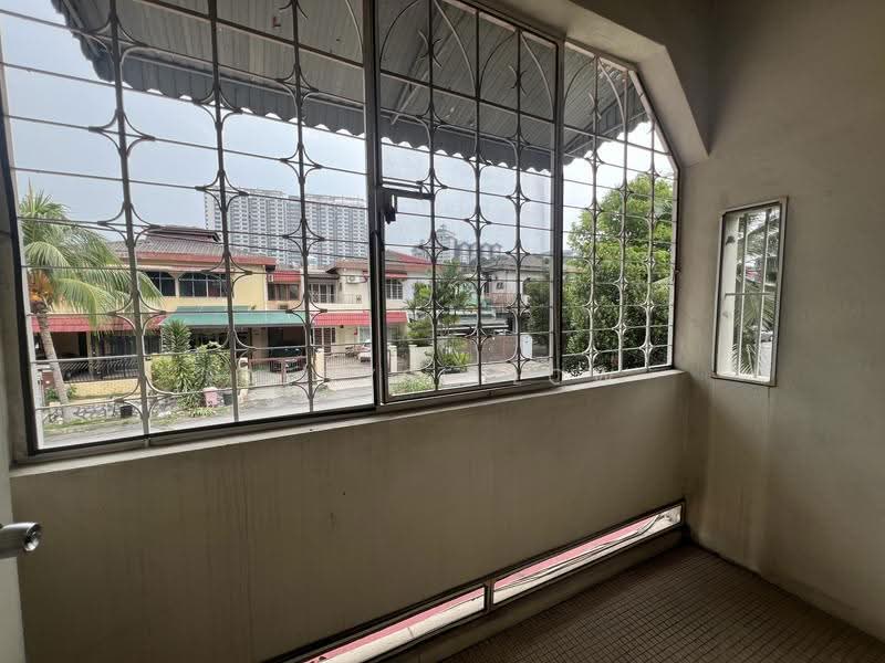 2-storey Terraced House for Sale in Taman Mayang (Petaling Jaya) - Denyse Low - Balcony - PropertyGuru.com.my