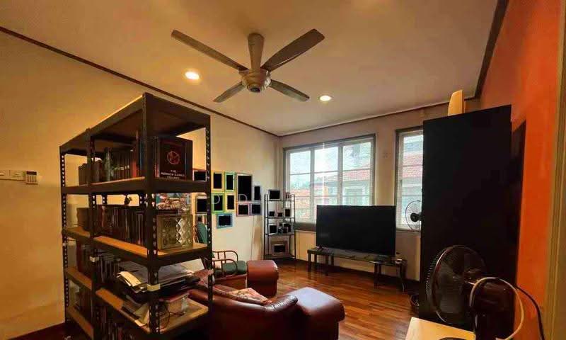 Rumah Berkembar untuk Dijual di Subang (Selangor) - Eddie Hi - Living Room - PropertyGuru.com.my