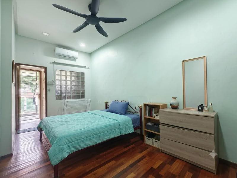2.5-storey Terraced House for Sale in Sunway Spk (Kuala Lumpur) - Sean Lim - Bedroom - PropertyGuru.com.my