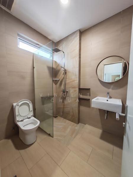 Rumah Berkembar untuk Dijual di Kinrara Residence (Puchong) - Vincent Chua - Bathroom - PropertyGuru.com.my