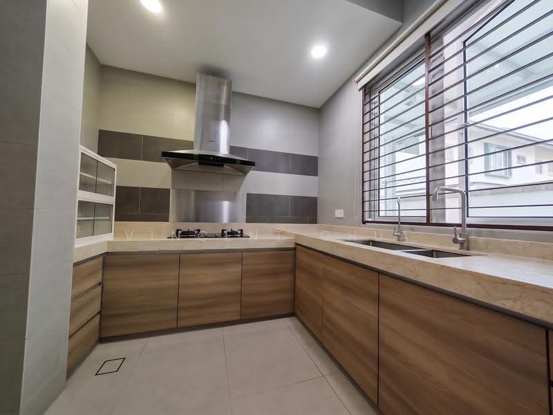 Rumah Berkembar untuk Dijual di Kinrara Residence (Puchong) - Vincent Chua - Kitchen - PropertyGuru.com.my