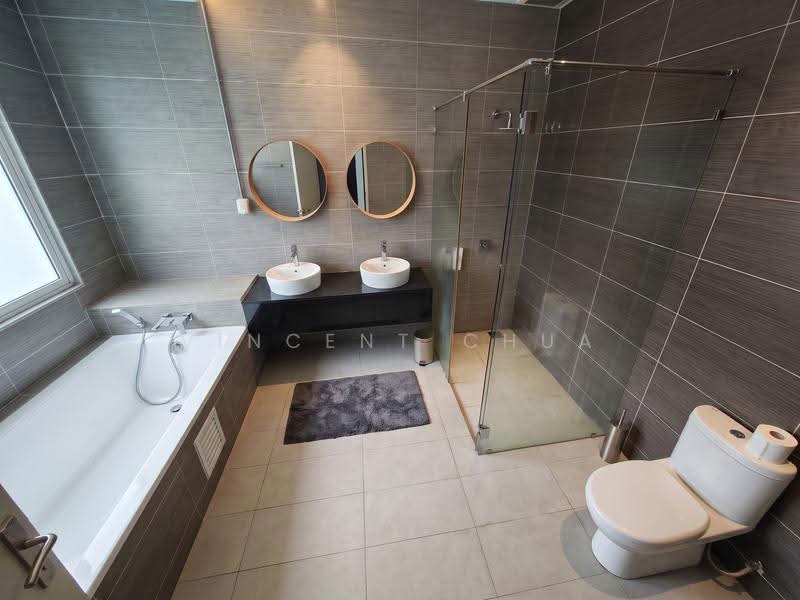 Rumah Berkembar untuk Dijual di Kinrara Residence (Puchong) - Vincent Chua - Bathroom - PropertyGuru.com.my
