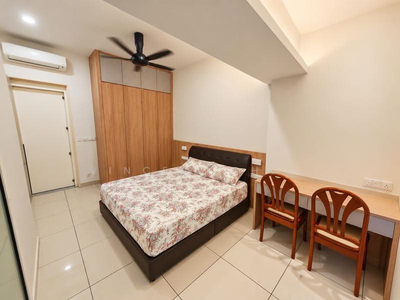 Rumah Berkembar untuk Dijual di Kinrara Residence (Puchong) - Vincent Chua - Bedroom - PropertyGuru.com.my